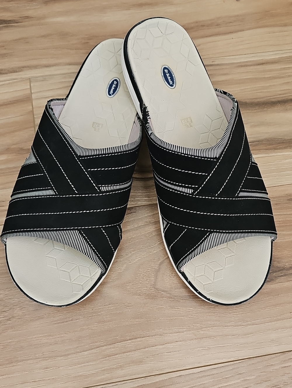 Dr. Scholl's Black Cross-Strap Slide Sandals